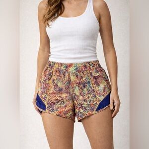 Lululemon Seawheeze 2019 Hotty Hot Shorts 4”